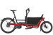 En röd tvåhjulig lastcykel med lastlåda framför styret.